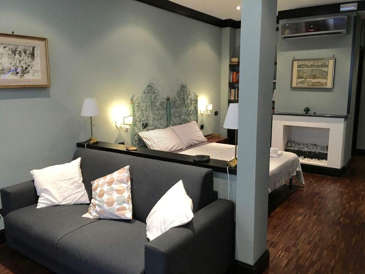 Two Sisters Suites Наполи Екстериор снимка