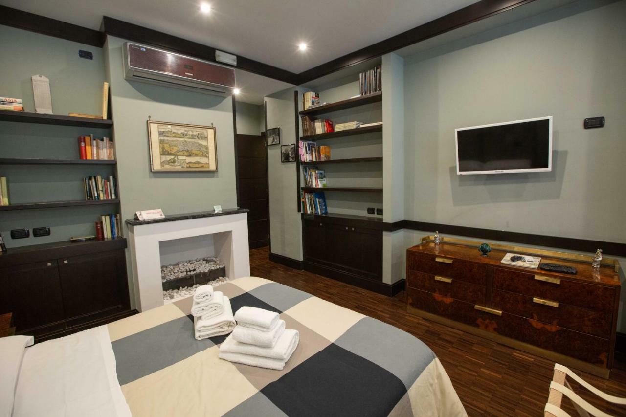 Two Sisters Suites Наполи Екстериор снимка