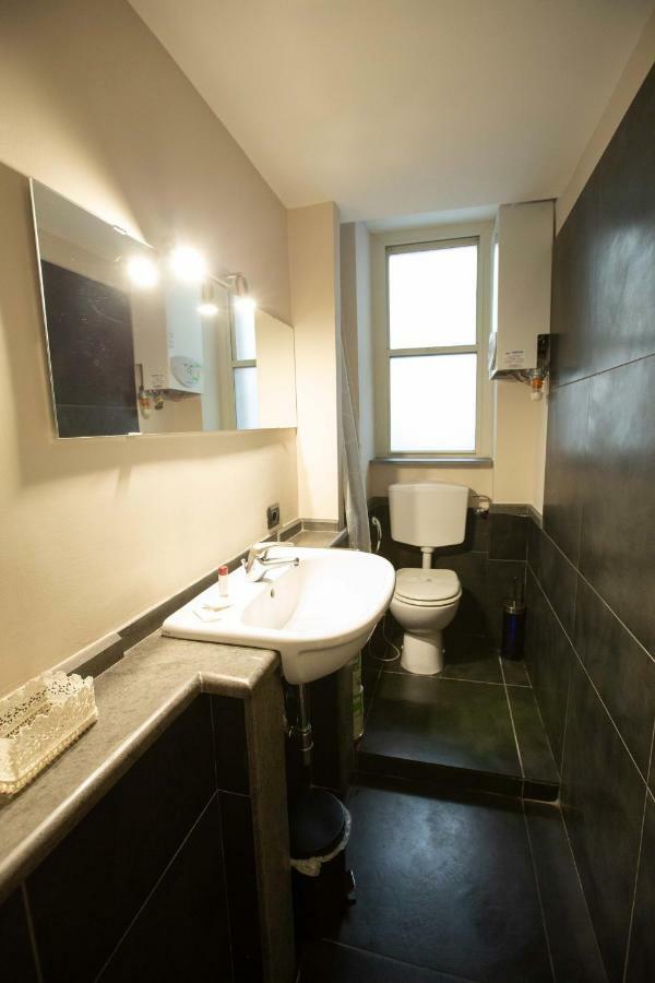 Two Sisters Suites Наполи Екстериор снимка